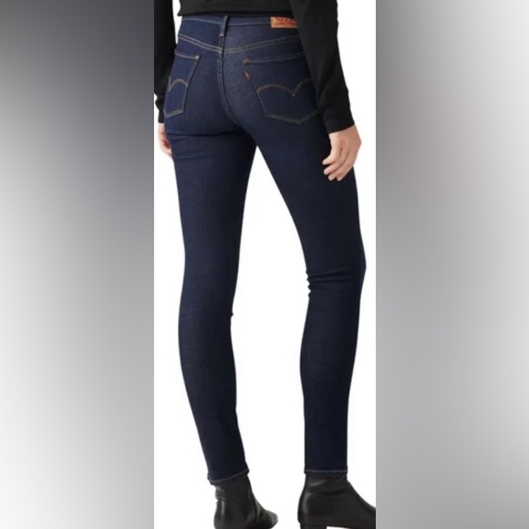 Levi’s Women’s 311 Shaping Skinny Jean - Picture 1 of 16